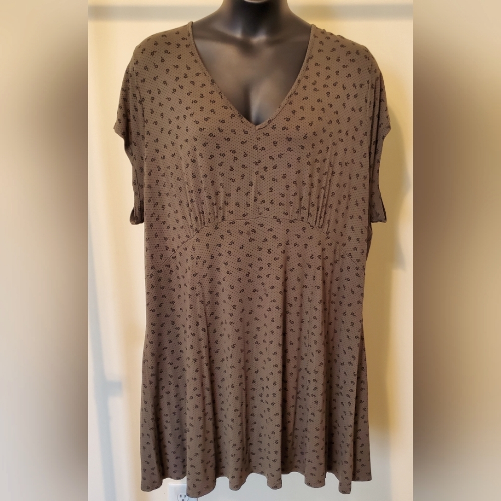 Yours Clothing Green Short Sleeve Tunic Top 26/28